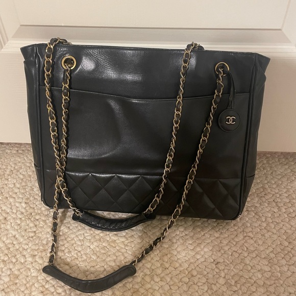 Vintage Chanel chain bag authentic - Picture 1 of 4